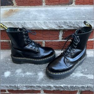 DR MARTENS - W7 - JADON BOOT SMOOTH LEATHER PLATFORMS
